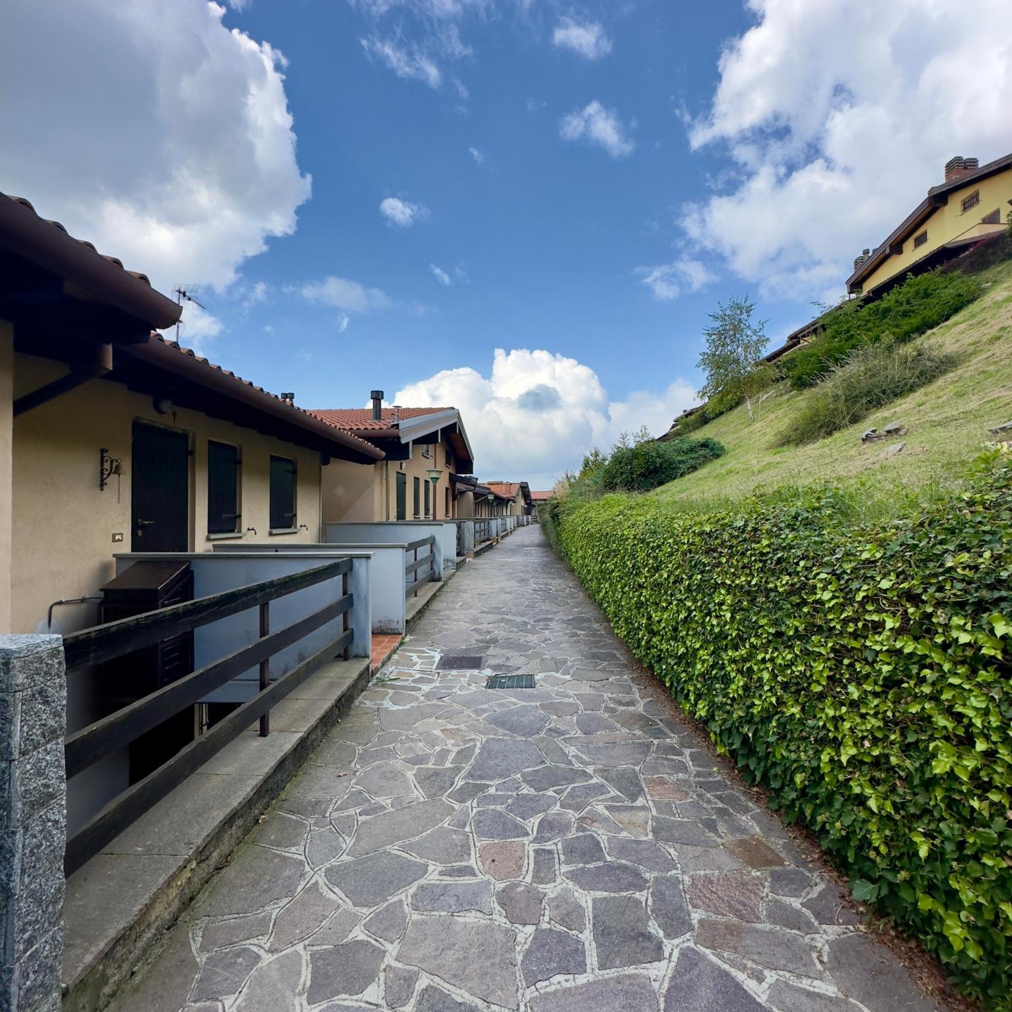 Panorama 1200, In The Heart Of The San Fermo Hills Apartman Adrara San Rocco Kültér fotó